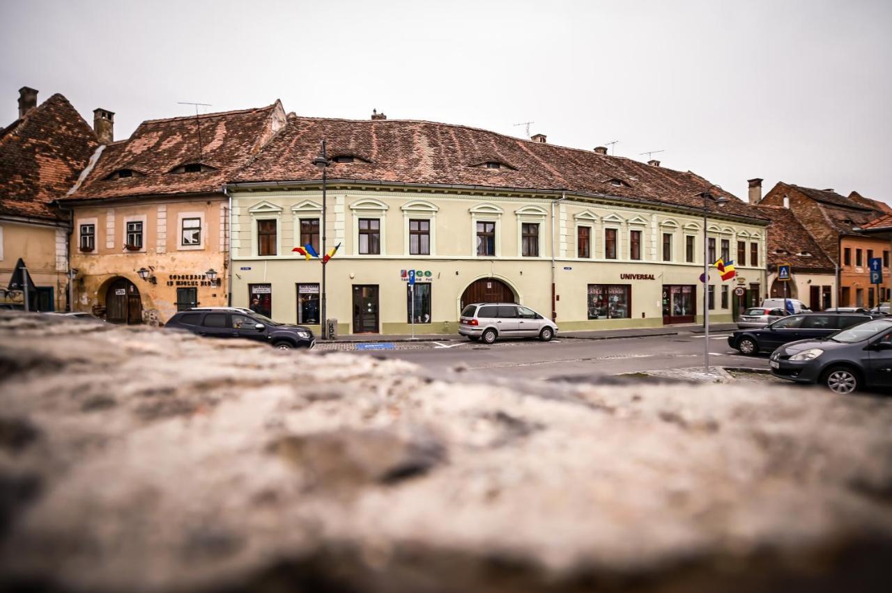 Jules' Sunny, Spacious And Central Apartment Sibiu Exterior photo